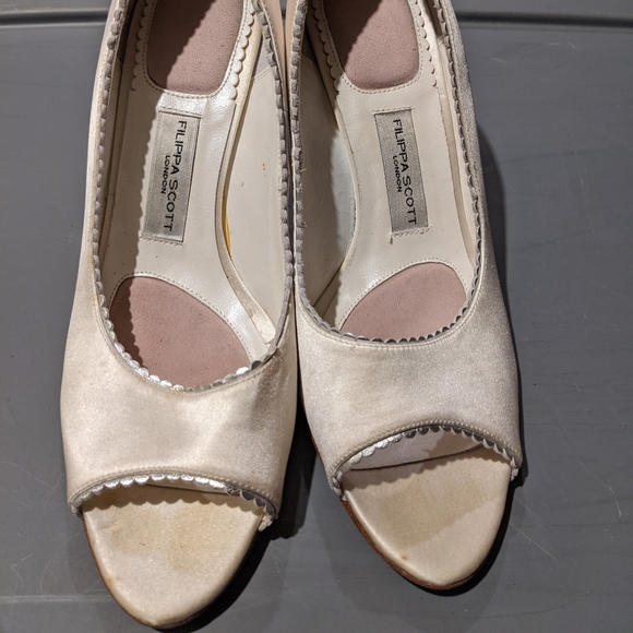 Filippa Scott - Picture 4 of 4